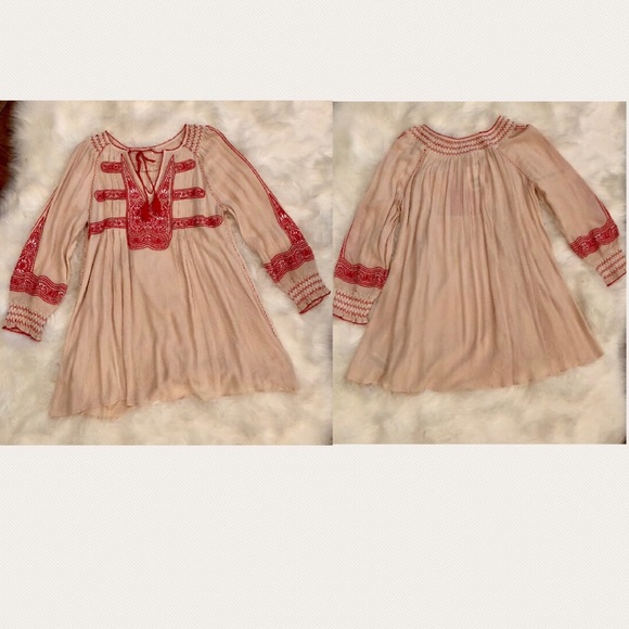 ❌SOLD❌ FREE PEOPLE Embroidered Boho Mini Dress - Picture 3 of 6